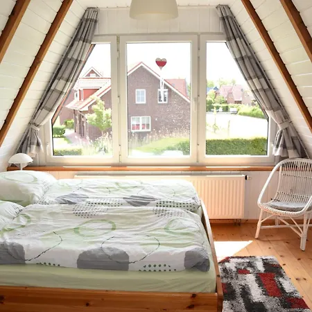 Achtern Diek 66 Burhave בית נופש